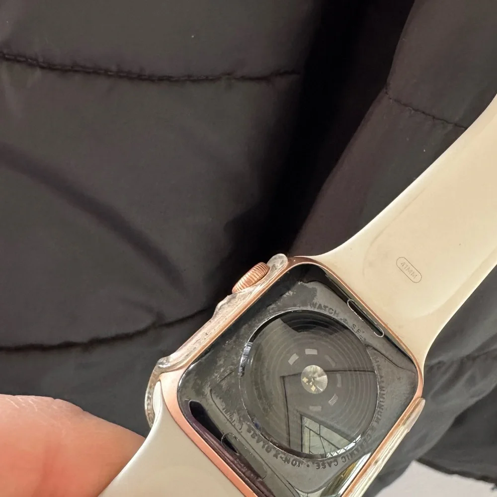 Apple Smartwatch SE & Accessories
